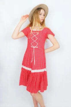 70s Vintage Prairie Dress - Sweet Red & White Floral Crochet - Size XS