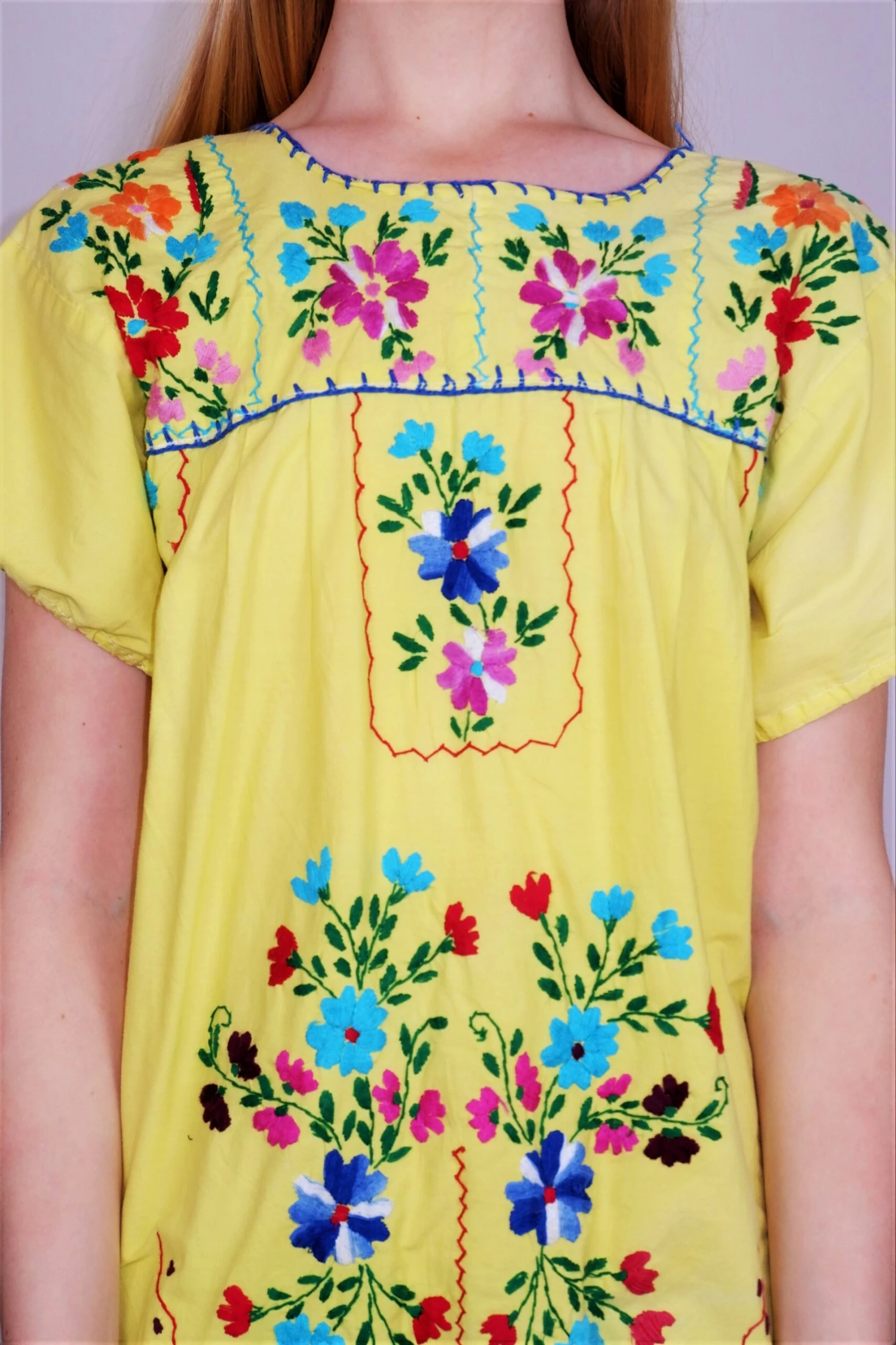 70s Vintage Dress - Lemon Yellow With Bright Floral Embroidery - Free Size L 3 70s Vintage Dress - Lemon Yellow With Bright Floral Embroidery - Free Size L - Image 3