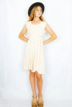 70's Vintage - Embroidered Mini Dress - Cream - Size M/L