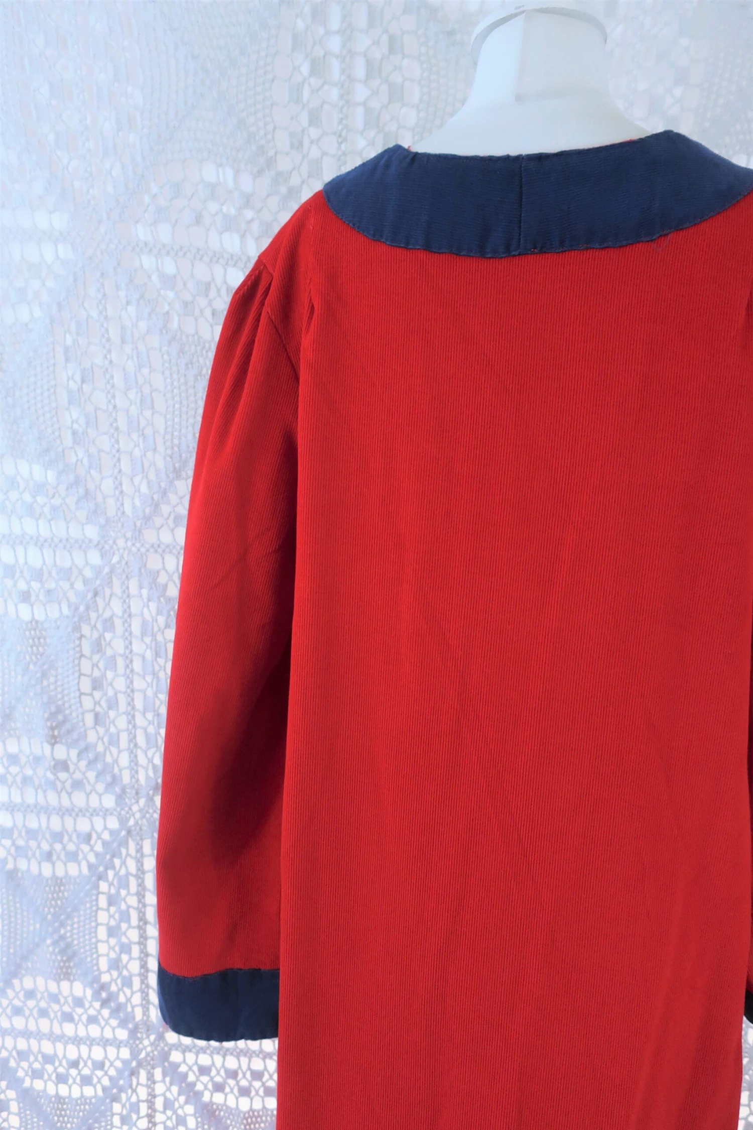 70's Vintage Dress - Corduroy Bright Red W/ Blue Trim Kaftan - Size M/L 7 70's Vintage Dress - Corduroy Bright Red W/ Blue Trim Kaftan - Size M/L - Image 7