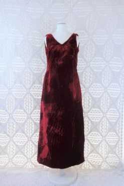 70's Vintage Dress - Ruby Dust Velvet - Size XXS -KIKIS Clothing Shop IMG 0364 85672053 8f0a 4dcb a44c 82fb520b41da