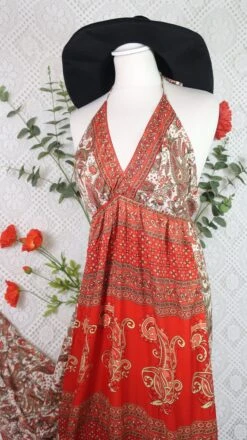 Cherry Halter-Neck Maxi Dress - Ivory & Scarlet Paisley Floral Sari (XS - S/M) -KIKIS Clothing Shop IMG 0644 e6c36b5b b03d 4044 974f f8021ef7586e