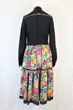 Vintage Dress - Black & Retro Bold Floral - Size XS/S -KIKIS Clothing Shop IMG 0898 9fdedcd4 9326 4ab4 92d0 1e1b43bd3545