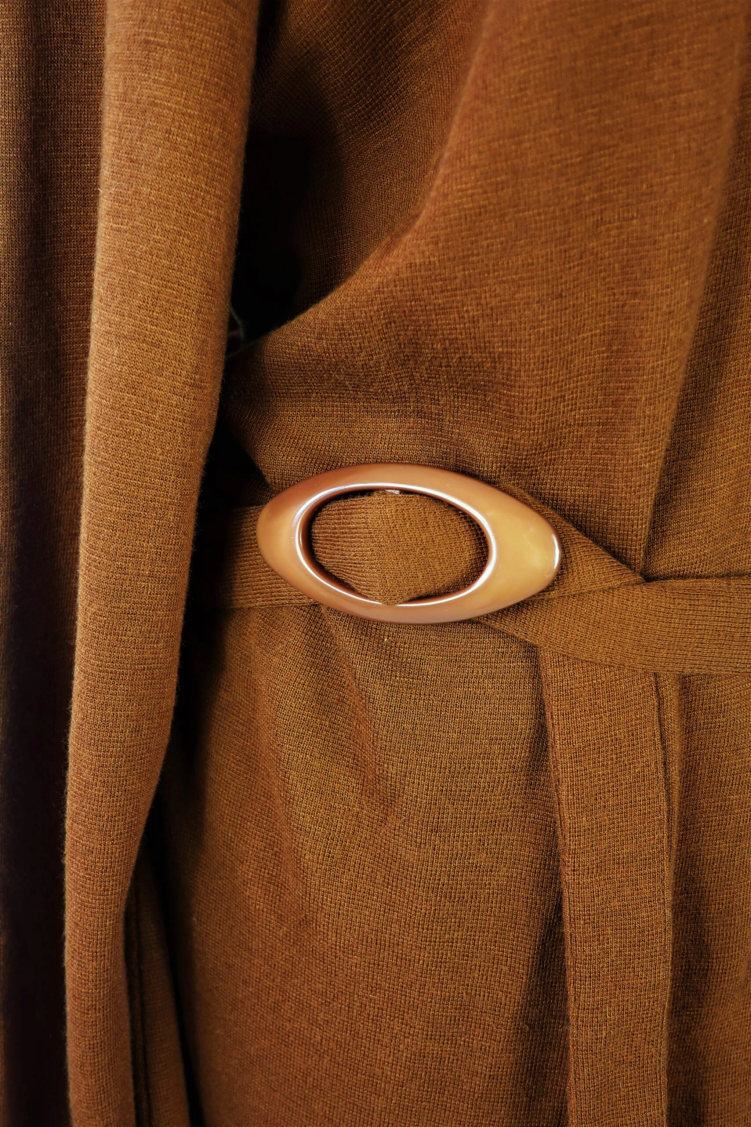 70's Vintage Dress - Gingerbread Brown W/ Keyhole Embroidered Neckline - Size M 3 70's Vintage Dress - Gingerbread Brown W/ Keyhole Embroidered Neckline - Size M - Image 3