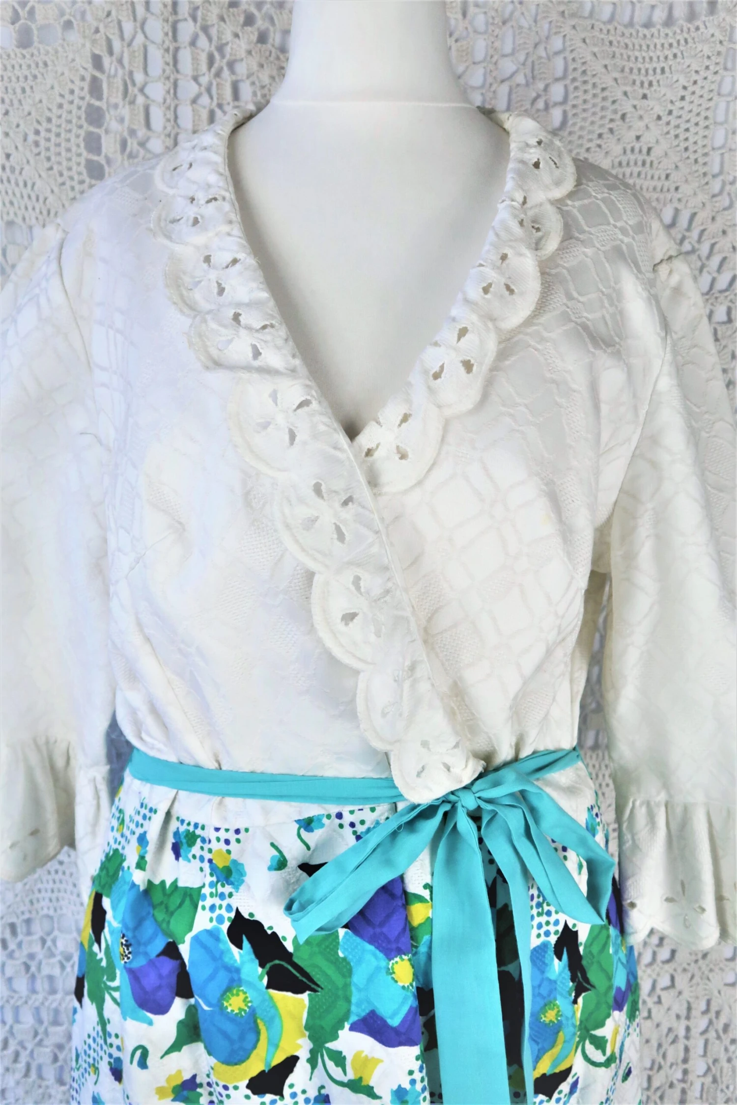 Vintage 70s Maxi - Broderie Anglaise Floral Wrap Dress - Free Size M 6 Vintage 70s Maxi - Broderie Anglaise Floral Wrap Dress - Free Size M - Image 6