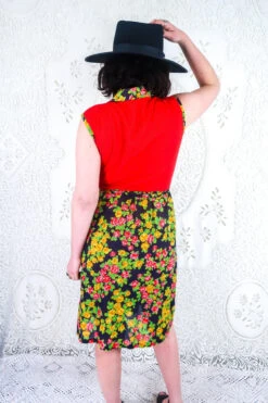 Vintage Button Up Dress - Red & Navy Floral - Size M -KIKIS Clothing Shop IMG 2000