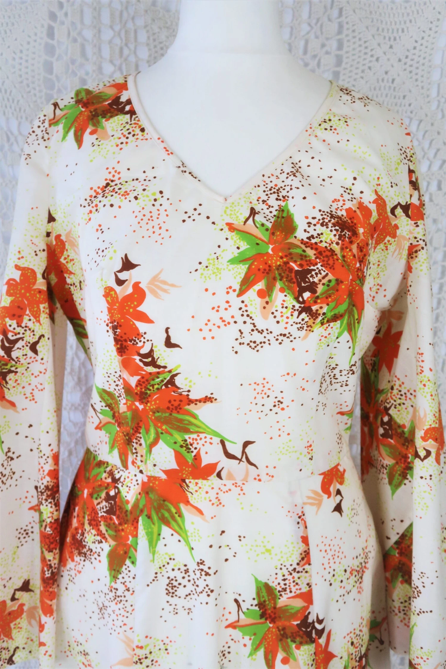70's Vintage Dress - Soft Cream & Maple Floral - Size S 3 70's Vintage Dress - Soft Cream & Maple Floral - Size S - Image 3