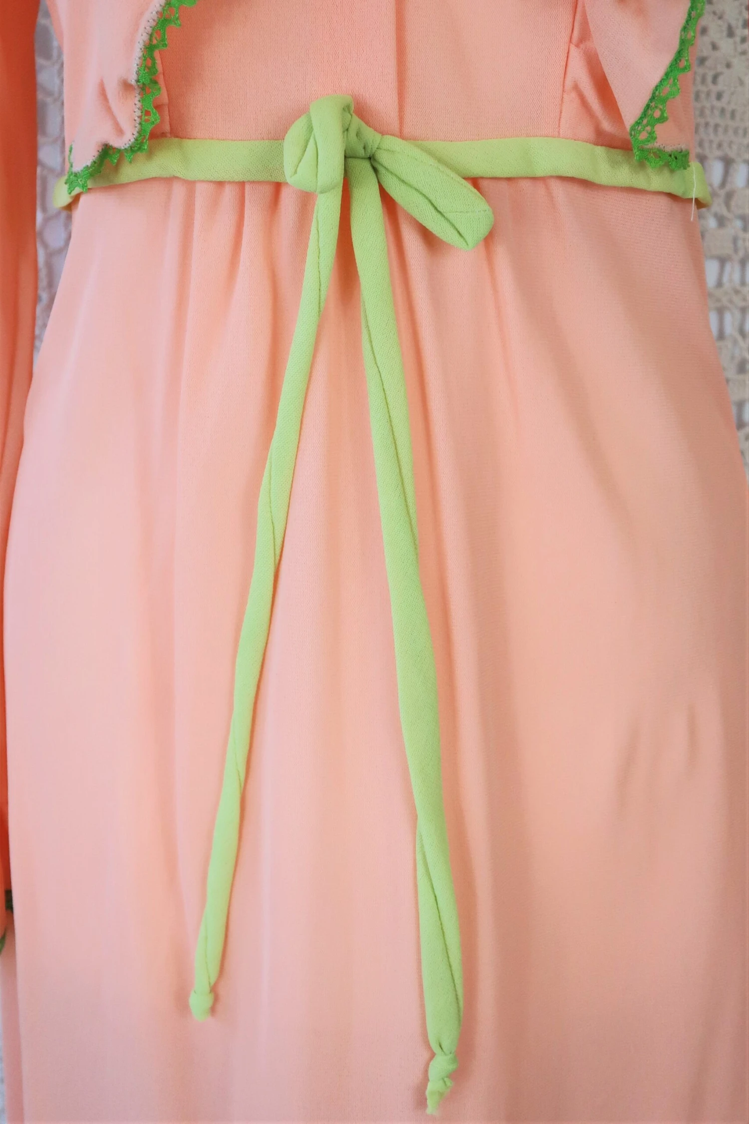 70's Vintage Dress - Taffy Pink & Green Embellishments - Size XS 6 70's Vintage Dress - Taffy Pink & Green Embellishments - Size XS - Image 6