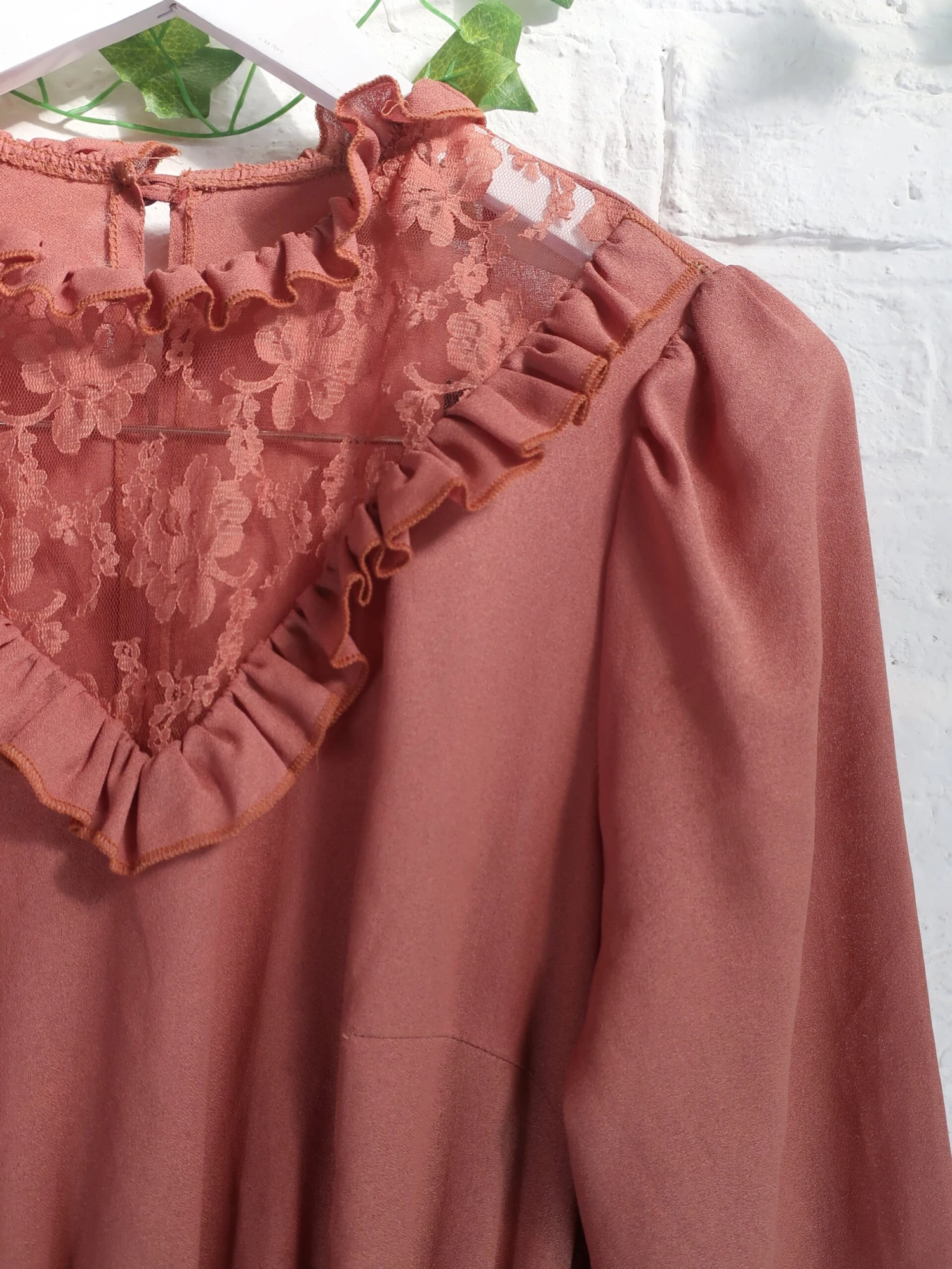 SALE Dark Dusty Pink Lace V Neck Dress - Size S/M 3 SALE Dark Dusty Pink Lace V Neck Dress - Size S/M - Image 3