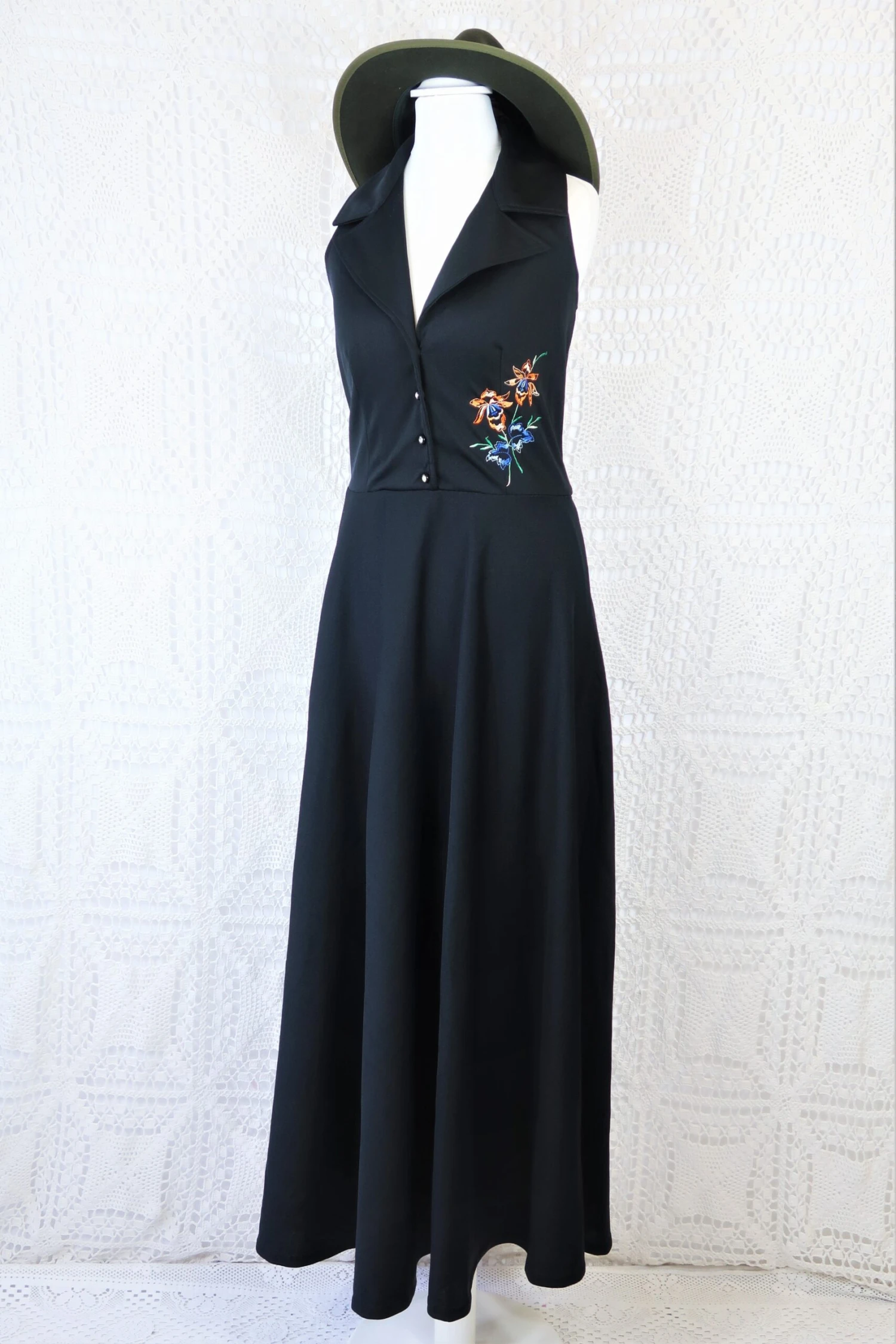 70's Vintage Dress - Midnight Black With Floral Embroidery - Size S 1 70's Vintage Dress - Midnight Black With Floral Embroidery - Size S