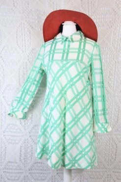60s Vintage Mini Dress - White & Mint Green Gingham - Size S/M