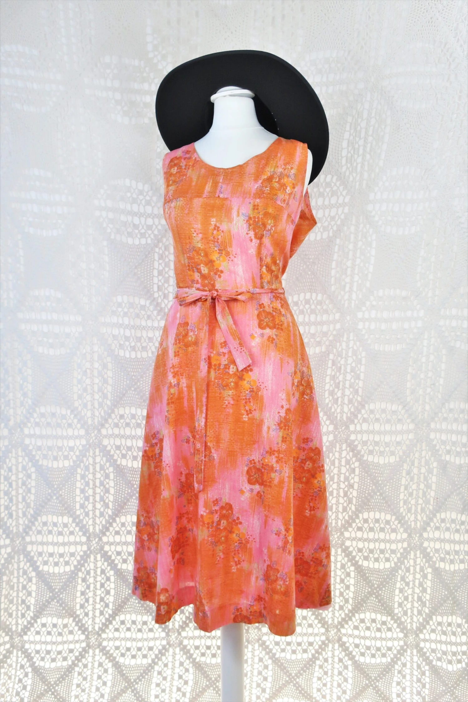 70's Vintage Dress - Peach & Pink Sketched Floral Wrap Midi - Free Size S 1 70's Vintage Dress - Peach & Pink Sketched Floral Wrap Midi - Free Size S