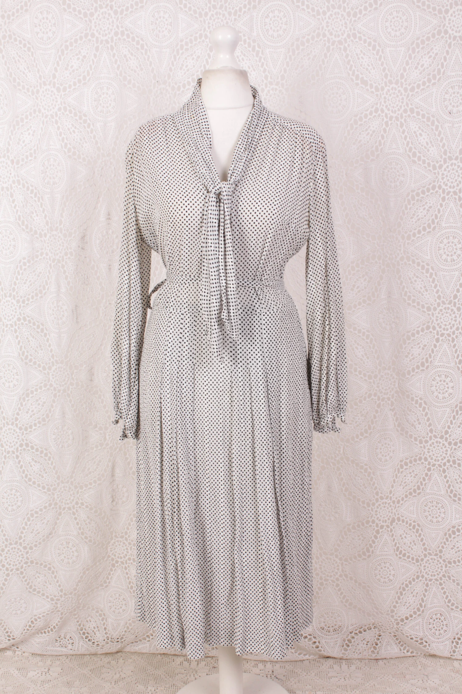 SALE Vintage Dress - Black & White Miniature Check - Size M/L 2 SALE Vintage Dress - Black & White Miniature Check - Size M/L - Image 2