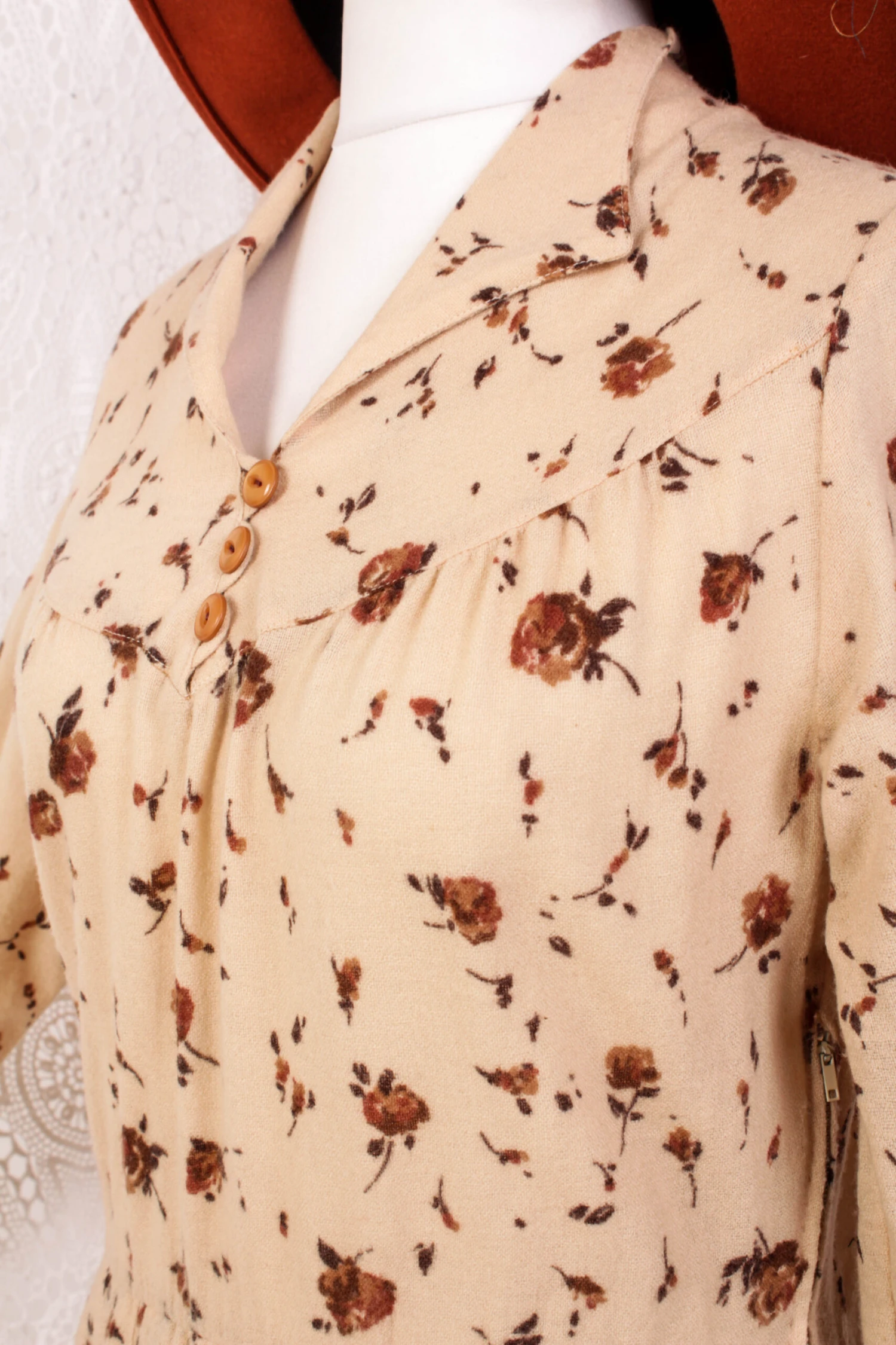 Vintage Dress - Muted Yellow Floral - Size S/M 4 Vintage Dress - Muted Yellow Floral - Size S/M - Image 4