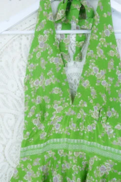 KIKIS Clothing Shop -KIKIS Clothing Shop IMG 5274