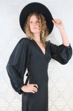 Khroma Lola Wrap Dress - Vampy Black -KIKIS Clothing Shop IMG 5523b 634f5019 9a13 4e1e bc72 93e7d61b9189