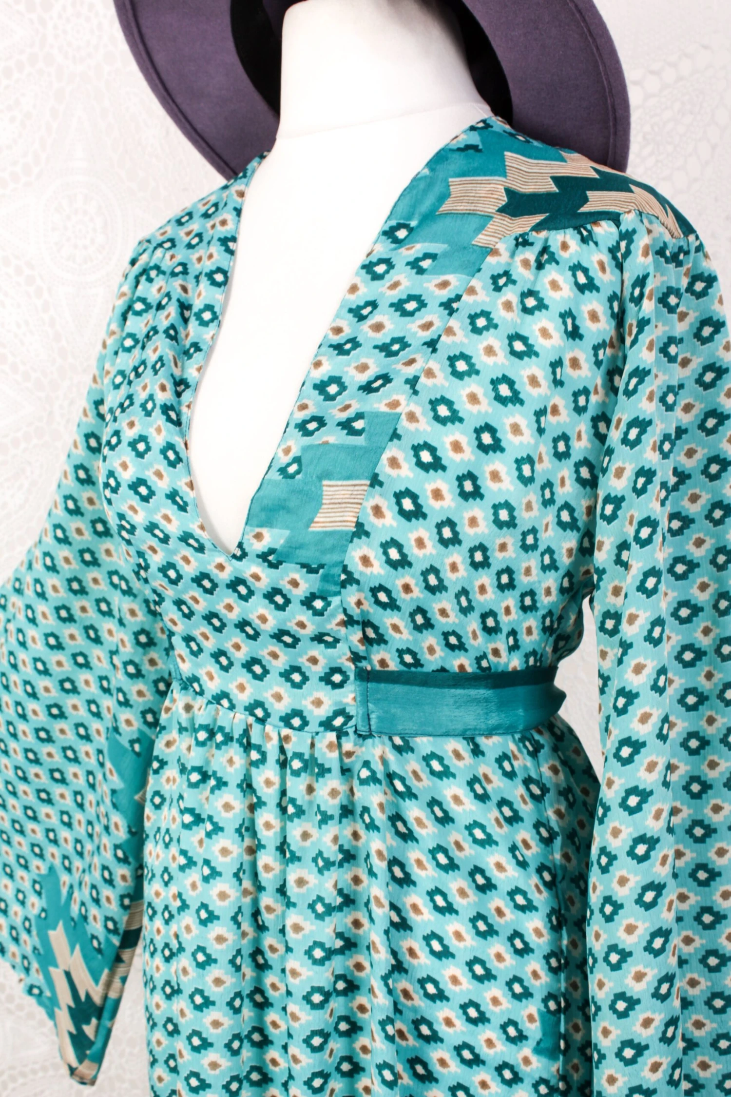 Stevie Maxi Dress - Vintage Indian Sari - Turquoise, Teal & Cream Graphic - XS 3 Stevie Maxi Dress - Vintage Indian Sari - Turquoise, Teal & Cream Graphic - XS - Image 3