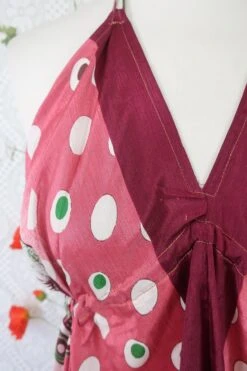 Medusa Halter Dress - Vintage Indian Sari - Rouge Blush & Aubergine Floral (Free Size) 15 Medusa Halter Dress - Vintage Indian Sari - Rouge Blush & Aubergine Floral (Free Size) -KIKIS Clothing Shop IMG 7666