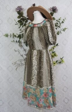 SALE Vintage 70s Boho Dress - Juniper & White Floral Colour Block - XS/S