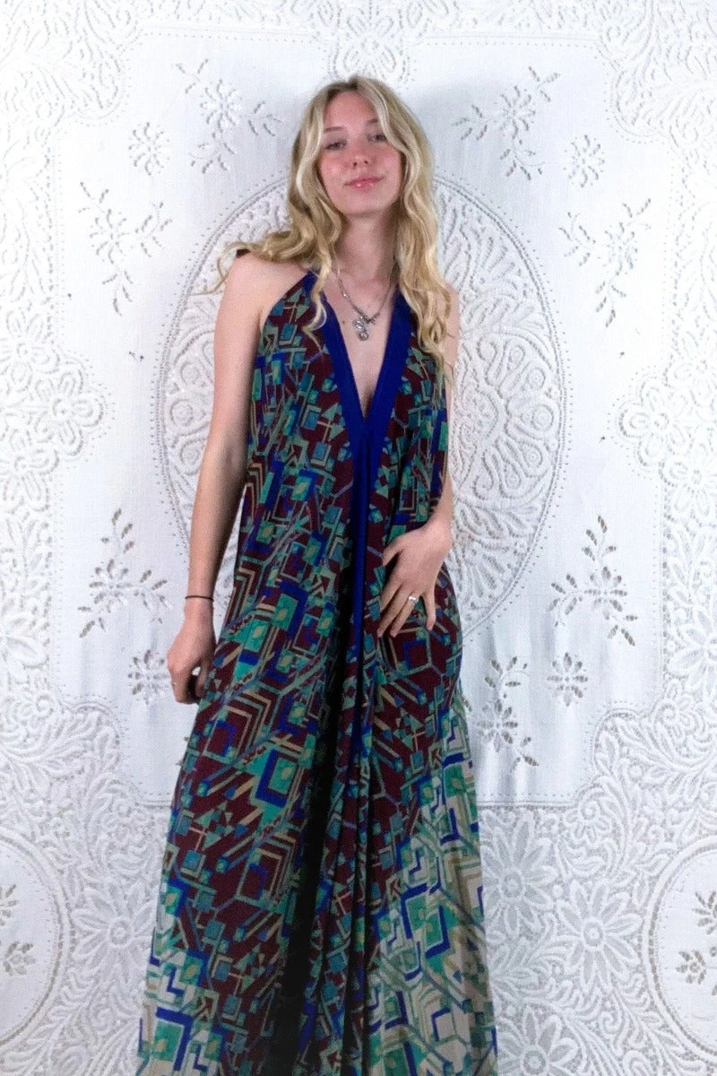 Athena Maxi Dress - Vintage Sari - Sand & Burgundy Tile Mosaic - XL/XXL 2 Athena Maxi Dress - Vintage Sari - Sand & Burgundy Tile Mosaic - XL/XXL - Image 2