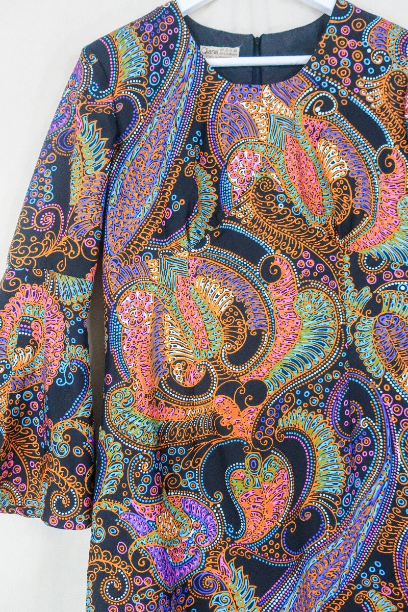 Vintage Maxi Dress - Onyx Black & Groovy Paisley - Size XXS/XS 2 Vintage Maxi Dress - Onyx Black & Groovy Paisley - Size XXS/XS - Image 2