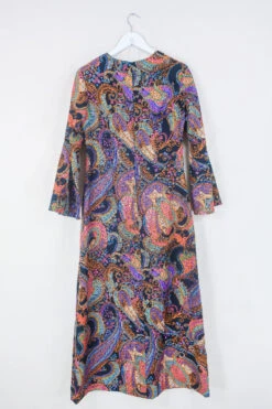Vintage Maxi Dress - Onyx Black & Groovy Paisley - Size XXS/XS 5 Vintage Maxi Dress - Onyx Black & Groovy Paisley - Size XXS/XS -KIKIS Clothing Shop genuine 1970s vintage clothing boho slow fashion upcycled hippie clothing sourced by all about audrey 116