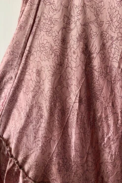 Blossom Halter Maxi Dress - Vintage Sari - Dusty Mauve Pink Wildflower - Free Size S/M 7 Blossom Halter Maxi Dress - Vintage Sari - Dusty Mauve Pink Wildflower - Free Size S/M -KIKIS Clothing Shop image 05893561 be9f 4dfc 8d54 4d549456b478