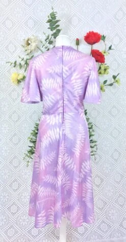 SALE Vintage 70s Day Dress - Lilac Mauve Pink Ferns - Size XS/S 13 SALE Vintage 70s Day Dress - Lilac Mauve Pink Ferns - Size XS/S -KIKIS Clothing Shop image 37524452 4570 4b43 a316 4558aca20295