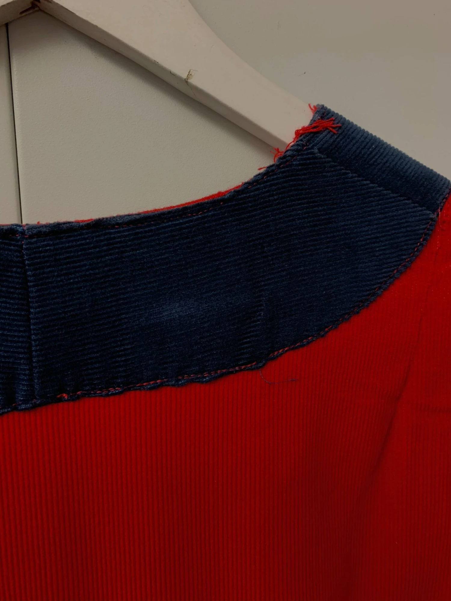 70's Vintage Dress - Corduroy Bright Red W/ Blue Trim Kaftan - Size M/L 8 70's Vintage Dress - Corduroy Bright Red W/ Blue Trim Kaftan - Size M/L - Image 8