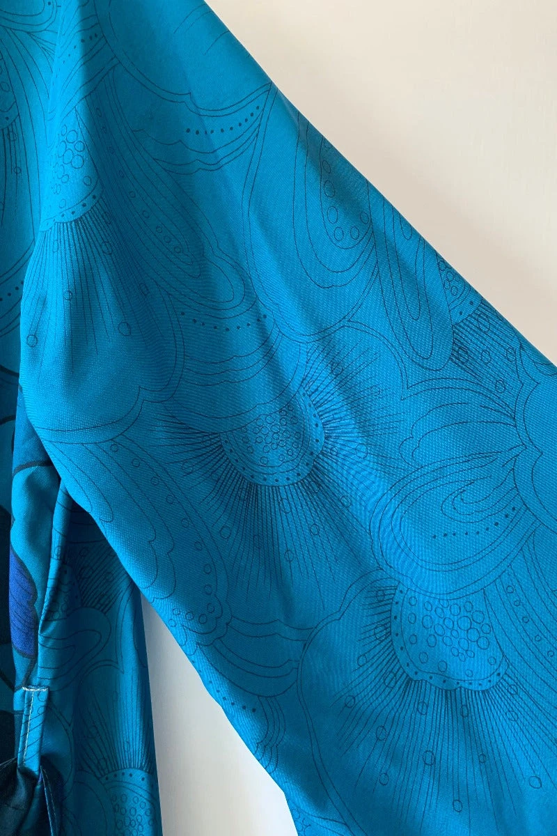 Karina Kimono Mini Dress - Vintage Sari - Prussian Blue Sunburst - Free Size XL 5 Karina Kimono Mini Dress - Vintage Sari - Prussian Blue Sunburst - Free Size XL - Image 5