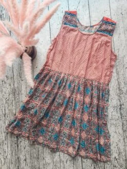 SALE Sleeveless Paisley Retro Day Dress - Size M