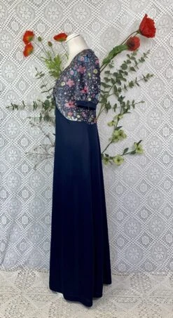Vintage 70s Navy Sparkly Floral Top Maxi Dress - Size - S/M 14 Vintage 70s Navy Sparkly Floral Top Maxi Dress - Size - S/M -KIKIS Clothing Shop image 8ad4d3f0 81b1 4b7d bf86 9a5d571e960b