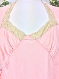 SALE Vintage Night Dress - Pastel Pale Pink Cotton & Lace - S/M 18 SALE Vintage Night Dress - Pastel Pale Pink Cotton & Lace - S/M -KIKIS Clothing Shop image 954bdd68 3741 4c1b 81ac 65c88b57c2fc
