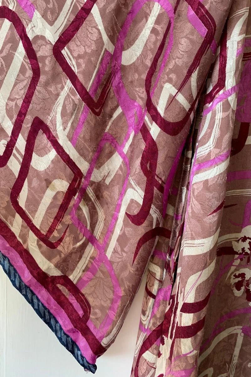 Karina Kimono Mini Dress - Vintage Sari - Geometric Dusted Rose - Free Size XL 9 Karina Kimono Mini Dress - Vintage Sari - Geometric Dusted Rose - Free Size XL - Image 9