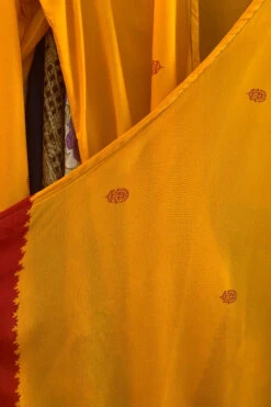 SALE Venus Vintage Sari Midi Dress - Saffron & Crimson Paisley - Size S/M 11 SALE Venus Vintage Sari Midi Dress - Saffron & Crimson Paisley - Size S/M -KIKIS Clothing Shop image b8a00ec0 dda6 47b7 b635 6aff5af9439d