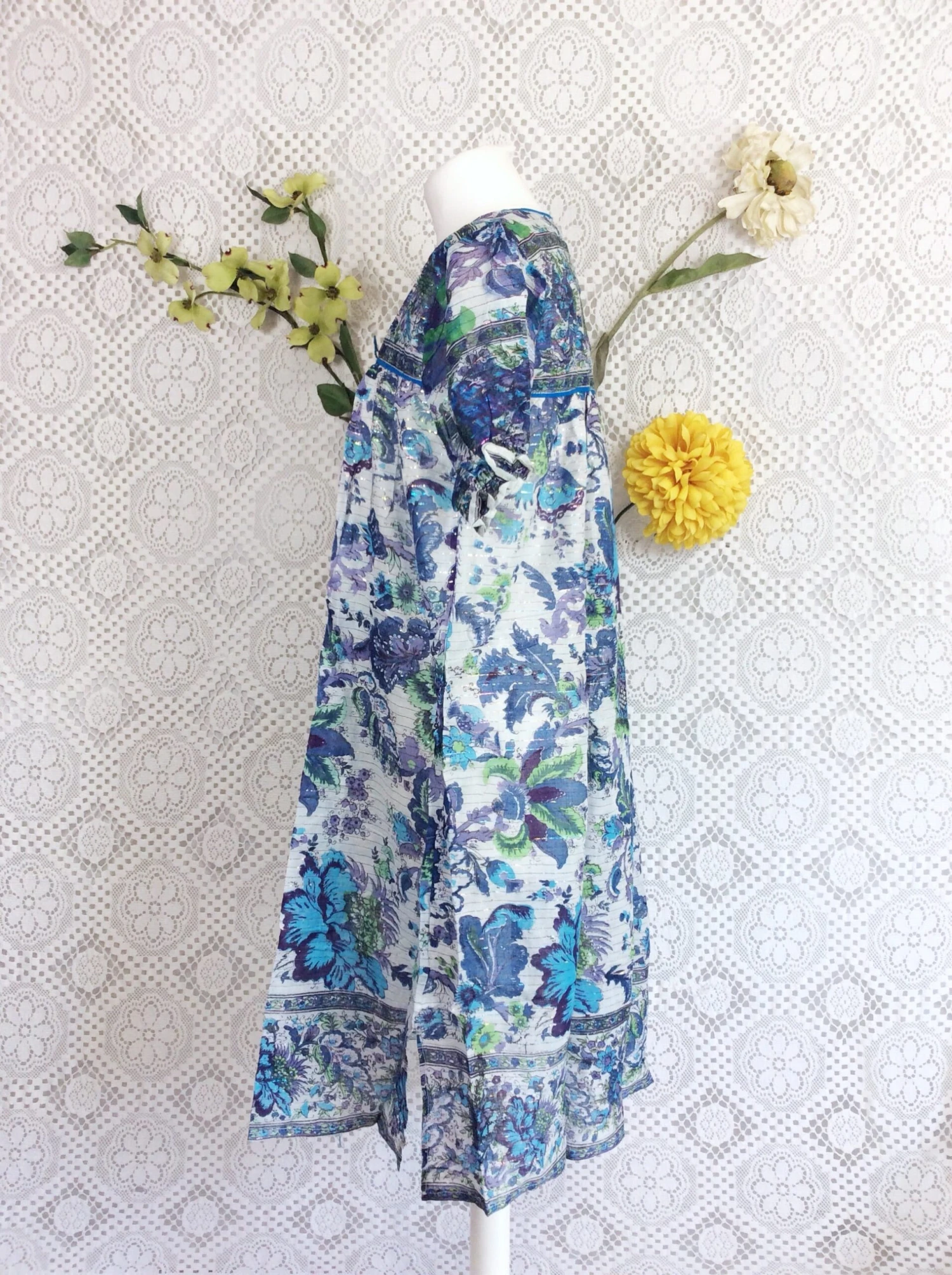 SALE Vintage Sparkly Ivory/Turquoise/Ocean Blue Floral Smock Dress Size S 2 SALE Vintage Sparkly Ivory/Turquoise/Ocean Blue Floral Smock Dress Size S - Image 2