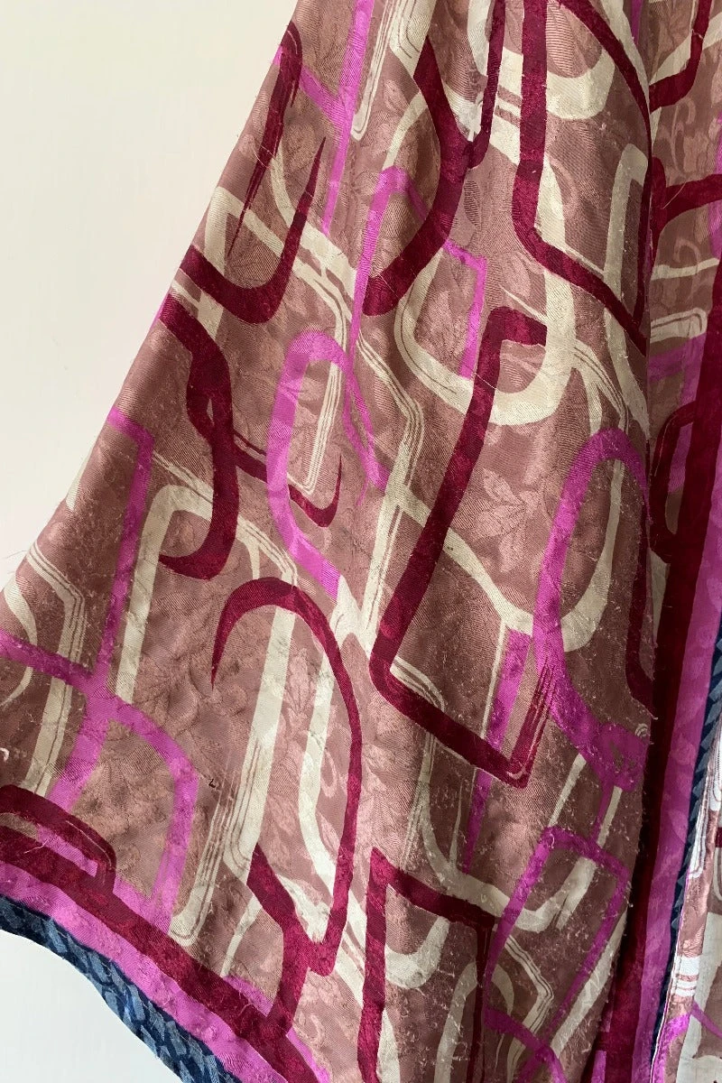 Karina Kimono Mini Dress - Vintage Sari - Geometric Dusted Rose - Free Size XL 7 Karina Kimono Mini Dress - Vintage Sari - Geometric Dusted Rose - Free Size XL - Image 7