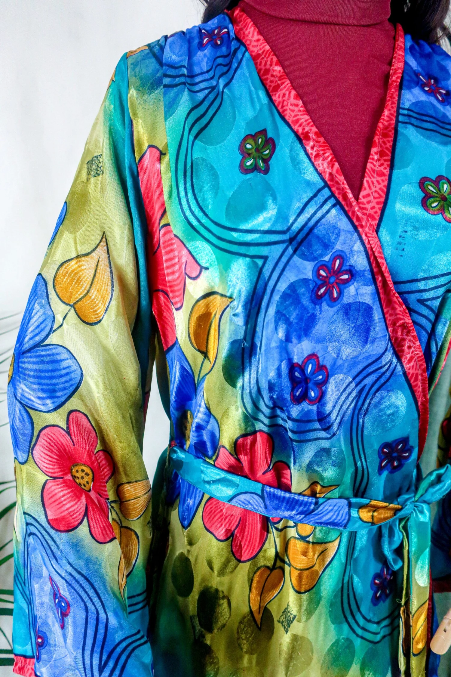 Karina Kimono Mini Dress - Vintage Sari - Vivid Kaleidoscope Floral - Free Size S/M 3 Karina Kimono Mini Dress - Vintage Sari - Vivid Kaleidoscope Floral - Free Size S/M - Image 3