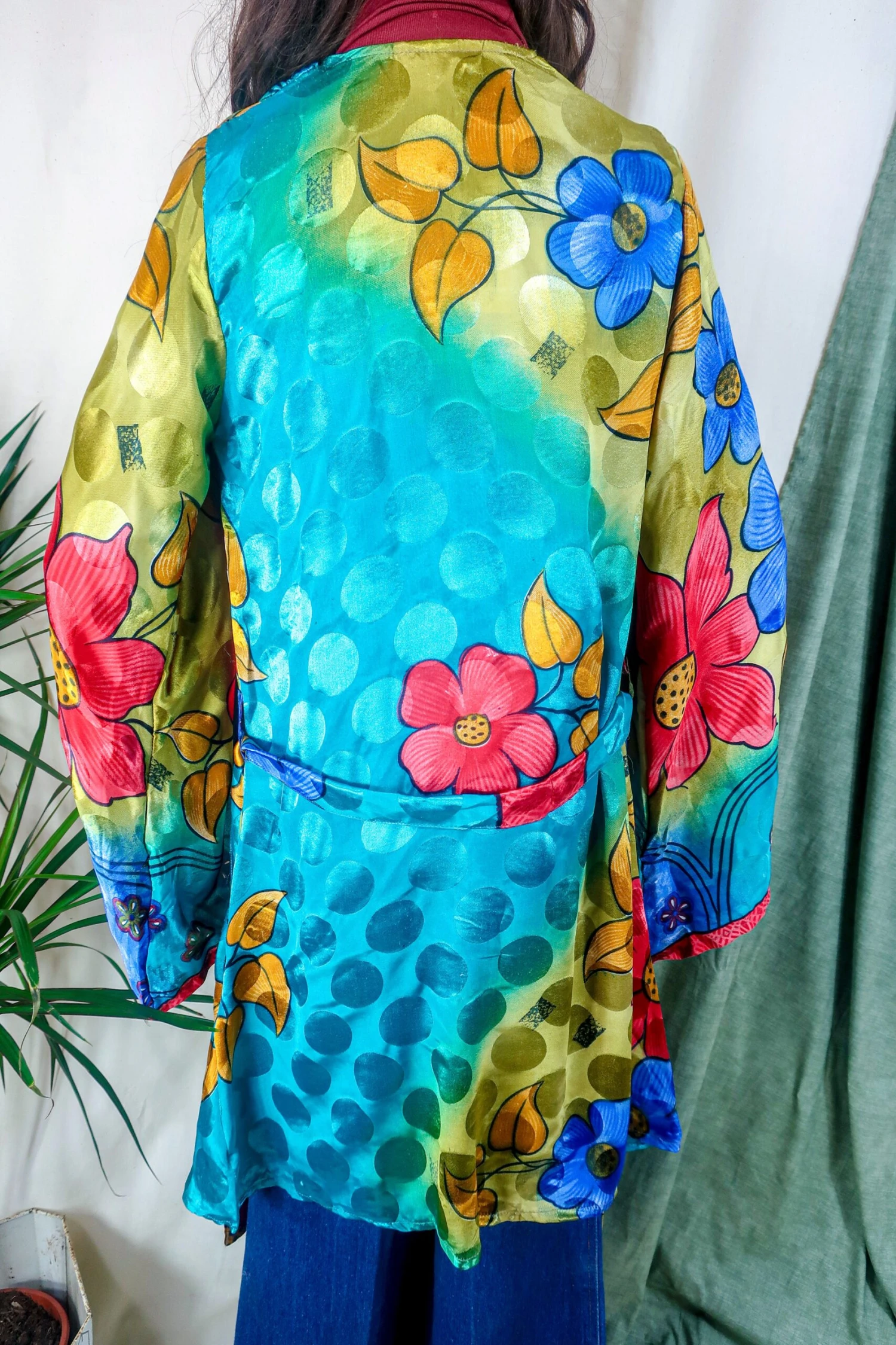 Karina Kimono Mini Dress - Vintage Sari - Vivid Kaleidoscope Floral - Free Size S/M 4 Karina Kimono Mini Dress - Vintage Sari - Vivid Kaleidoscope Floral - Free Size S/M - Image 4