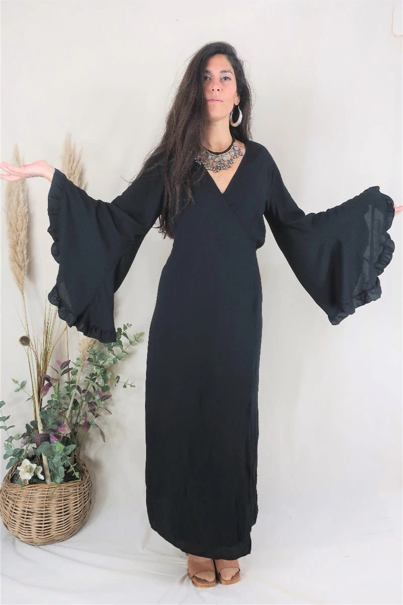 Khroma Venus Maxi Dress - Nightshade Black 2 Khroma Venus Maxi Dress - Nightshade Black - Image 2