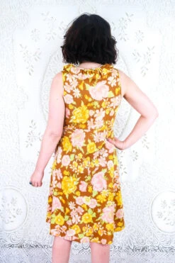 Vintage Slip Dress - Brown Sugar, Blush & Sunny Floral - Size S/M -KIKIS Clothing Shop vintage retro bohemian hippiechic dress midi earth tone 70s groovy floral all about audrey 112